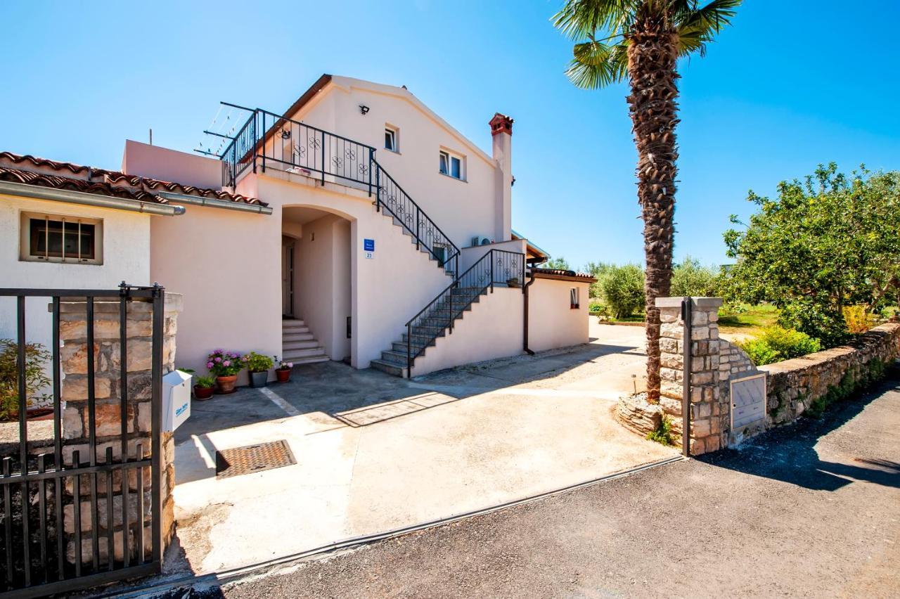 Apartment Miral Rovinjsko Selo Kültér fotó